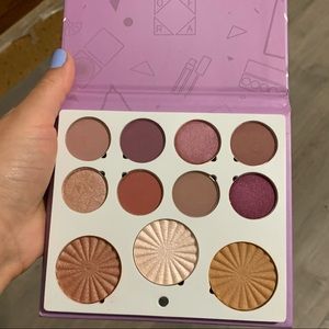 Samantha March X Ofra Mini Mix Palette